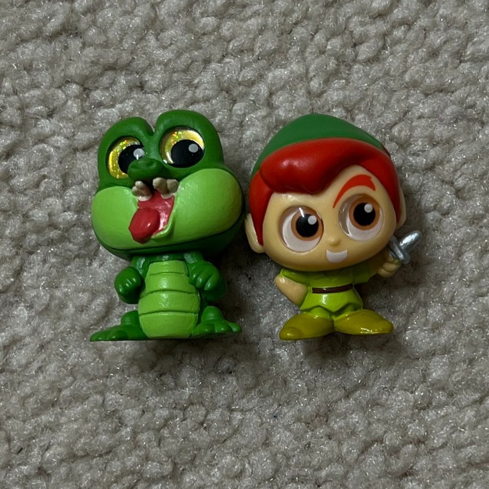 Disney Doorables Series 6: Peter Pan and Tick Tock Croc Pair